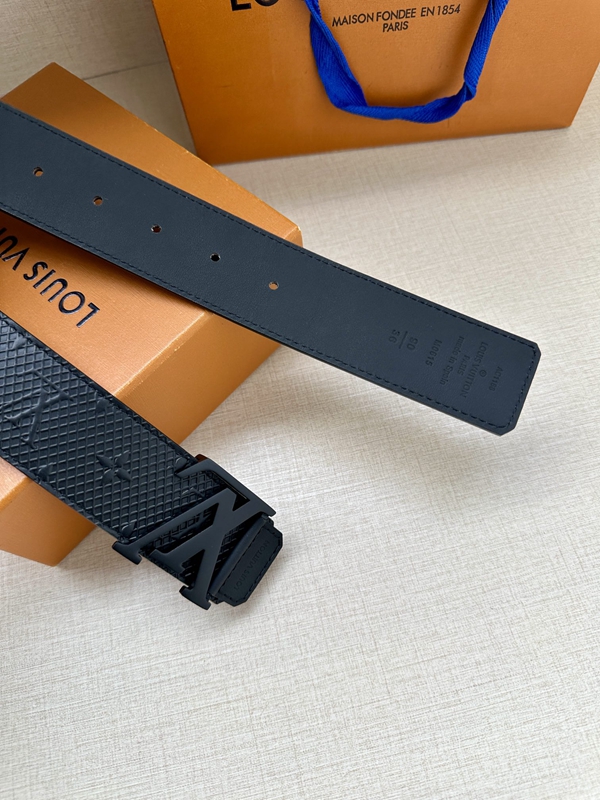 激安ルイヴィトンベルト細部ディテール